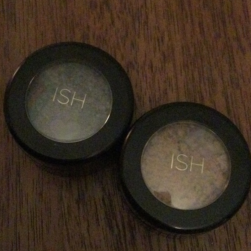 NWOT 2PC ISH Shimmy Shadow Set